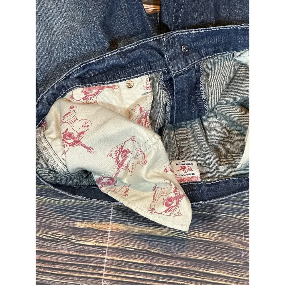 True Religion Jeans Mens 38x33 Straight Made USA Distressed Y2K Embroidered
